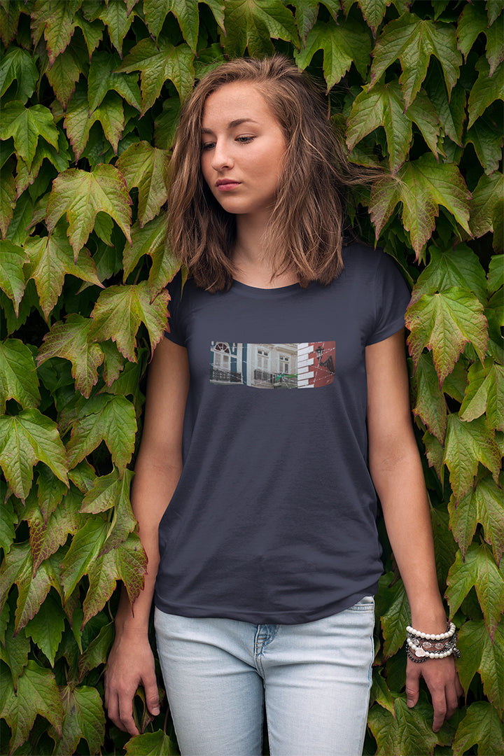 "CALLE DE LA FORTALEZA" - Short-Sleeve Unisex T-Shirt